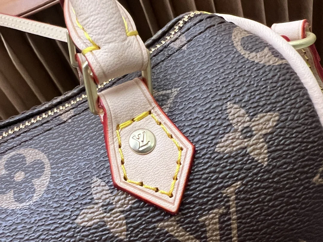 LV $47 gallery