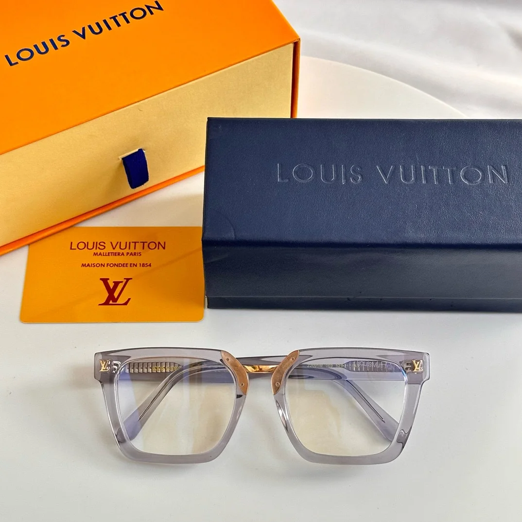 LV $47 gallery