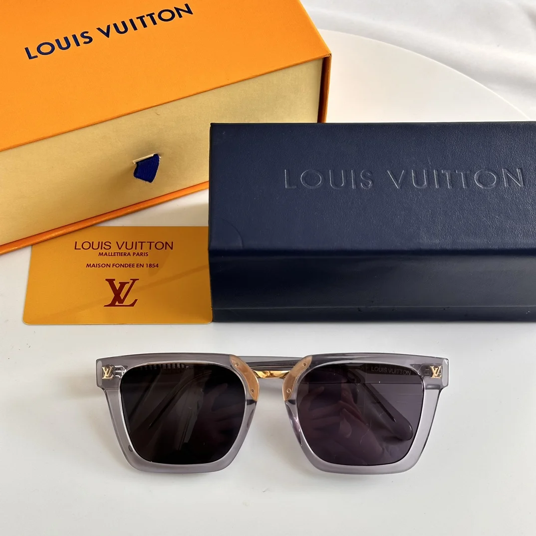 LV $47 gallery