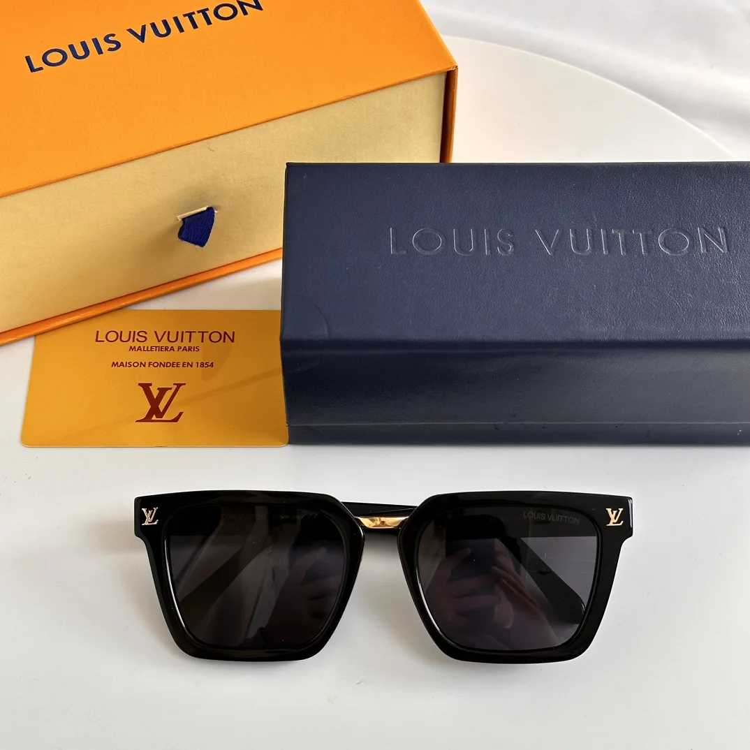 LV $47 gallery