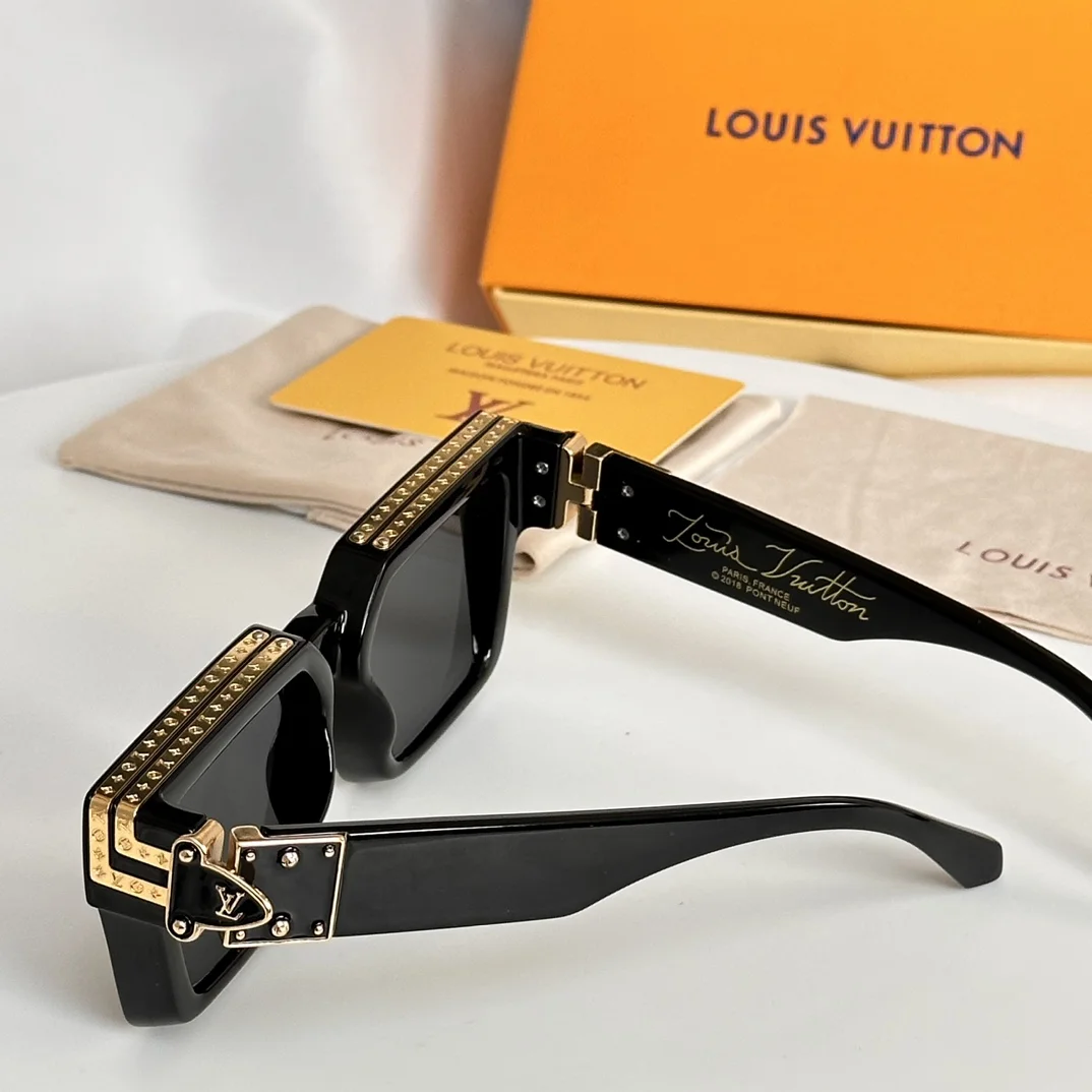 LV $48 gallery