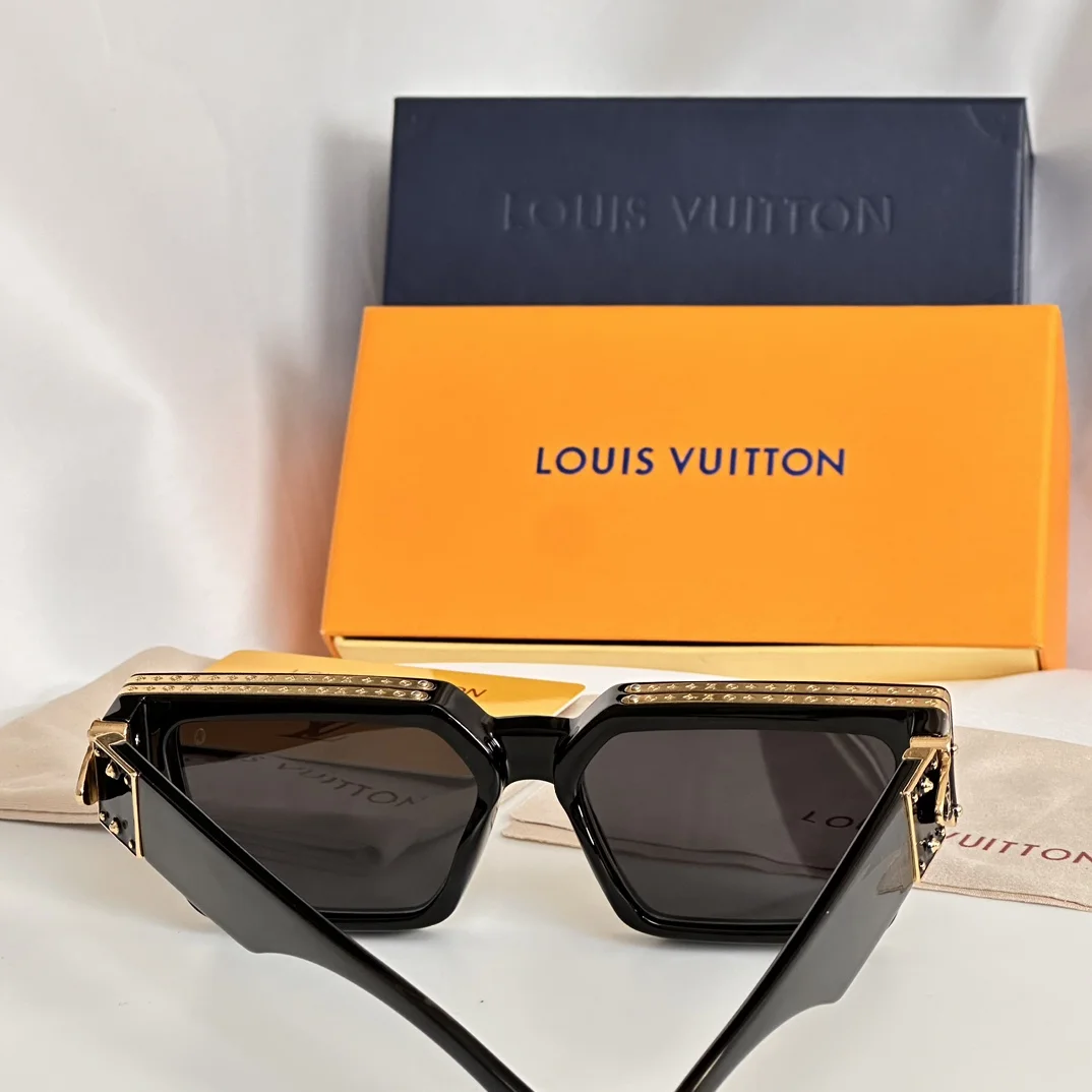 LV $48 gallery