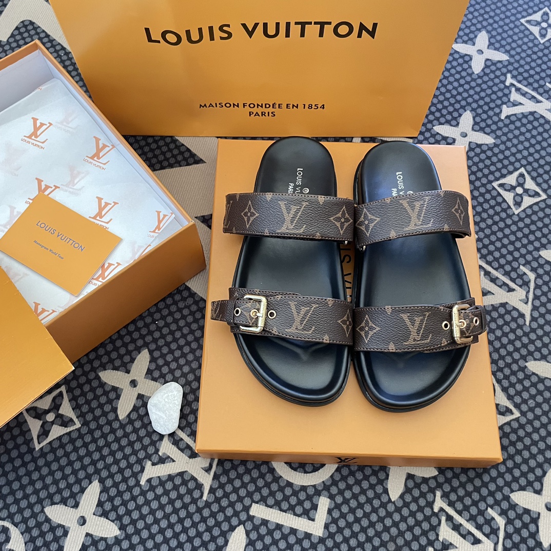 LV $50 gallery