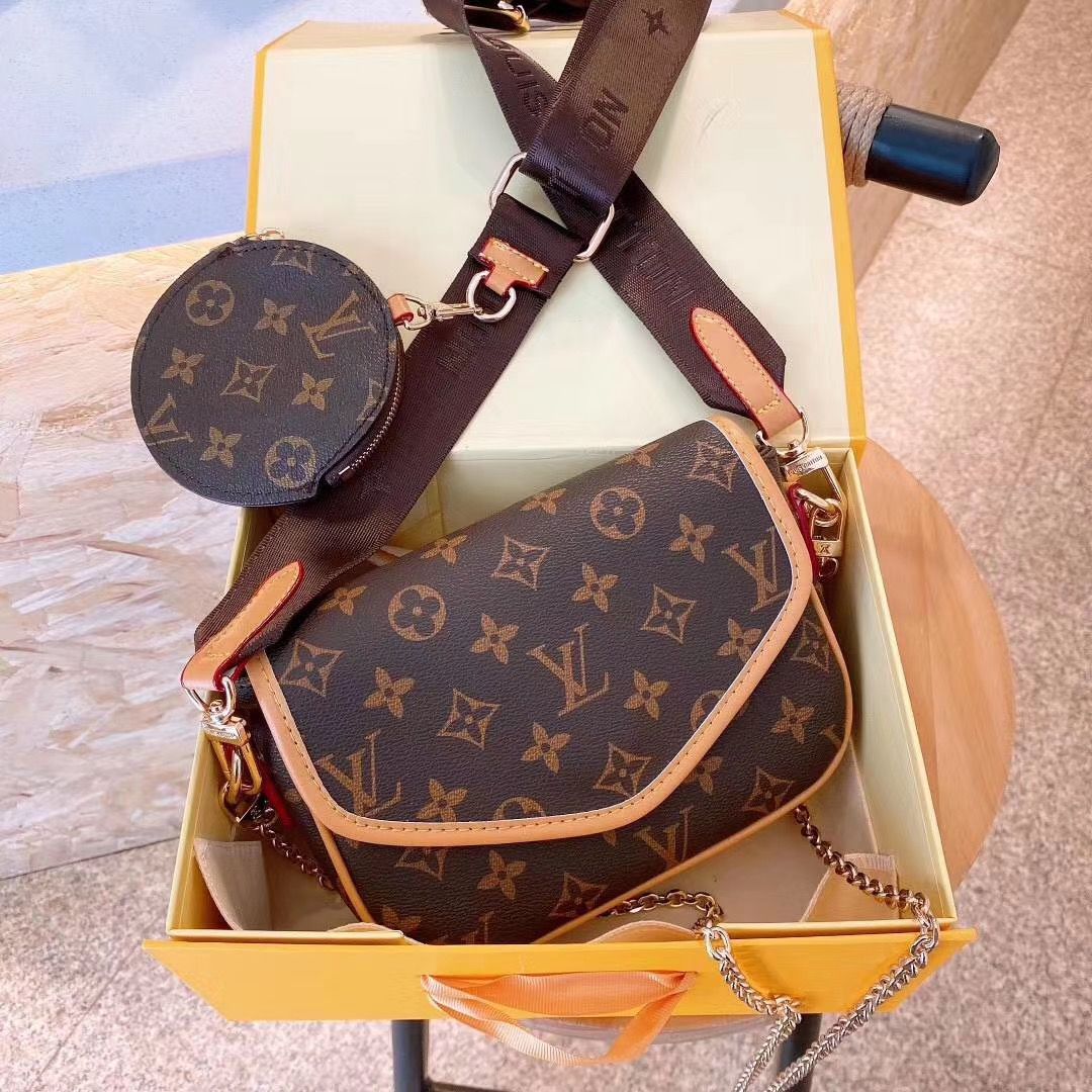 LV $51 gallery