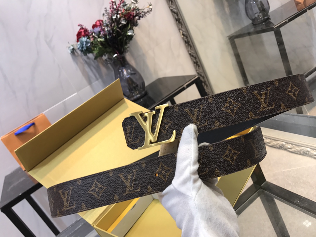 LV $52 gallery