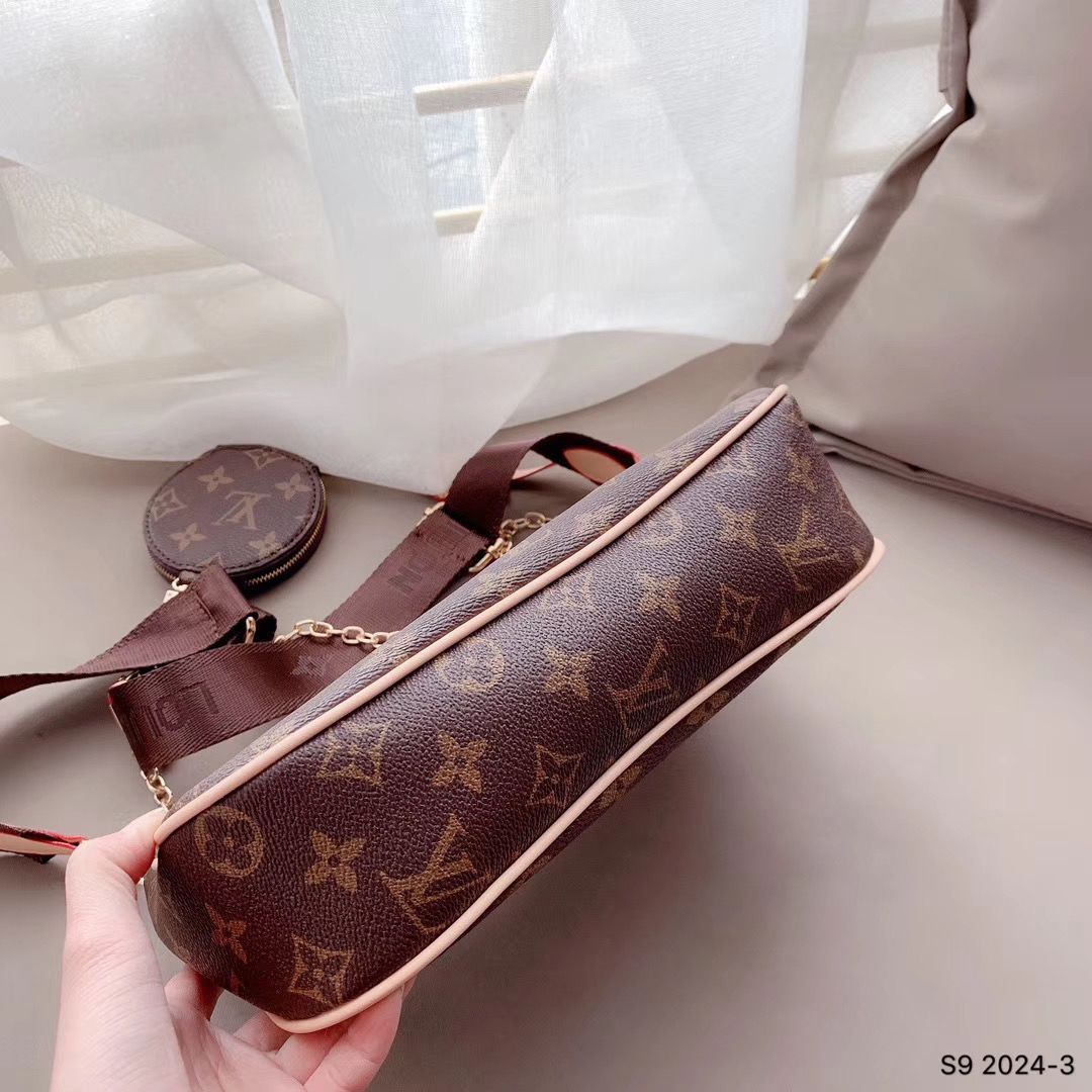 LV $52 gallery