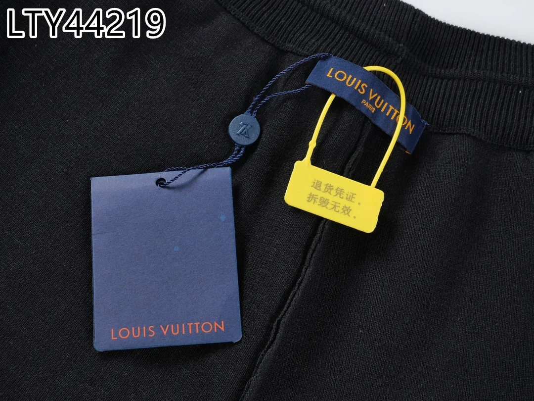 LV $52 gallery