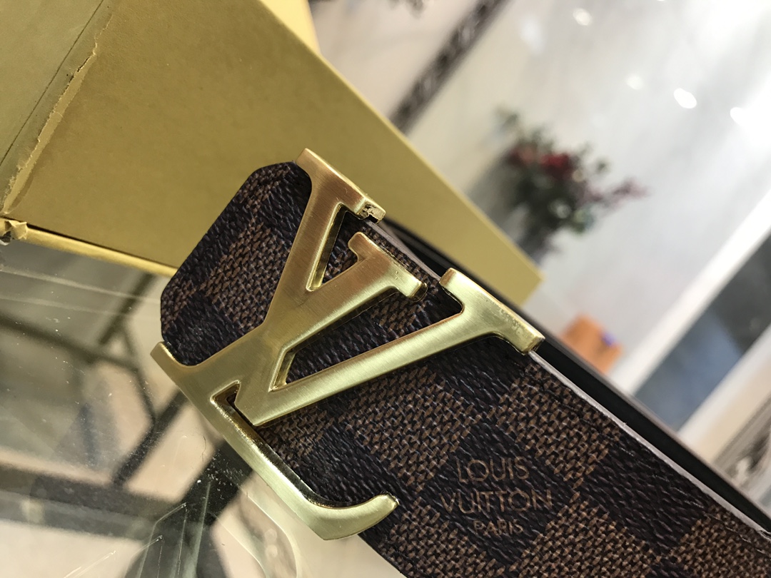 LV $52 gallery