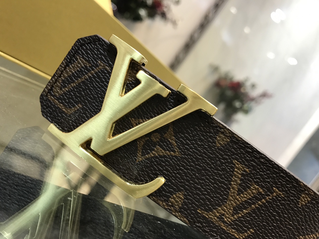 LV $52 gallery