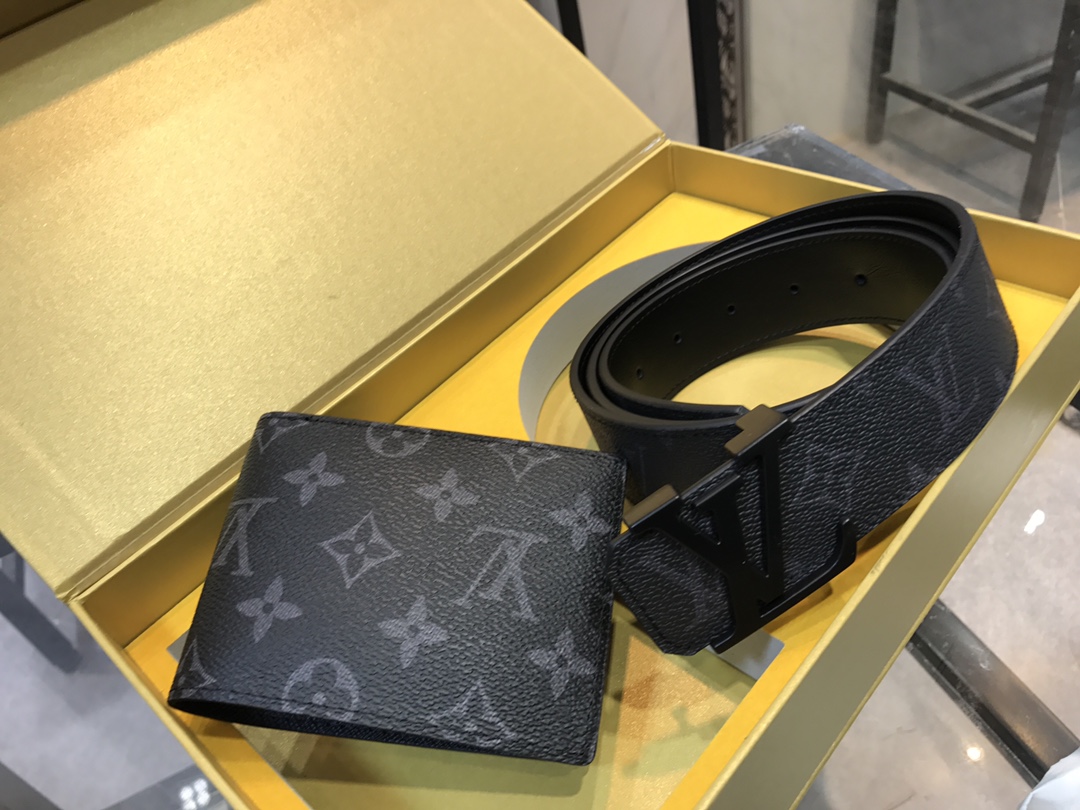 LV $52 gallery