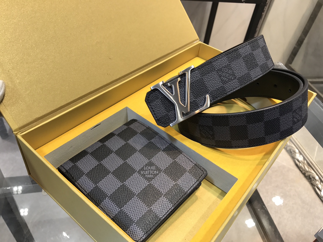 LV $52 gallery