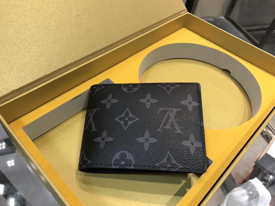 LV $52 gallery