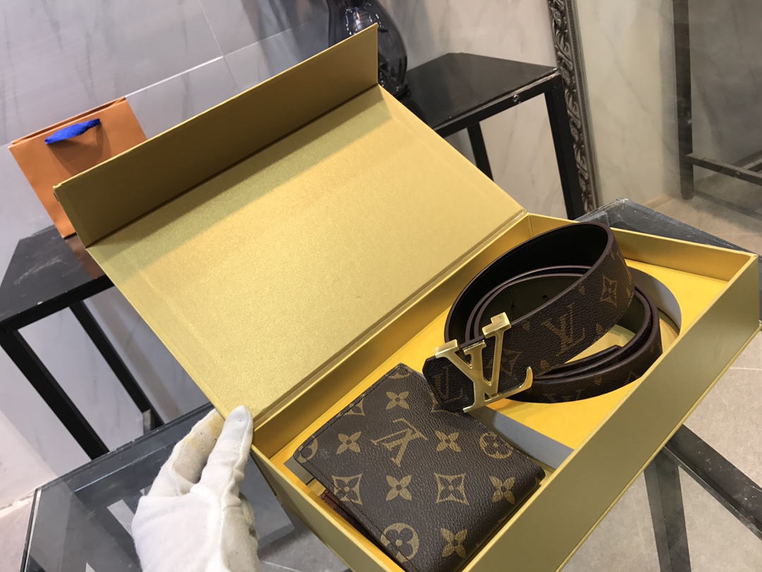 LV $52 gallery