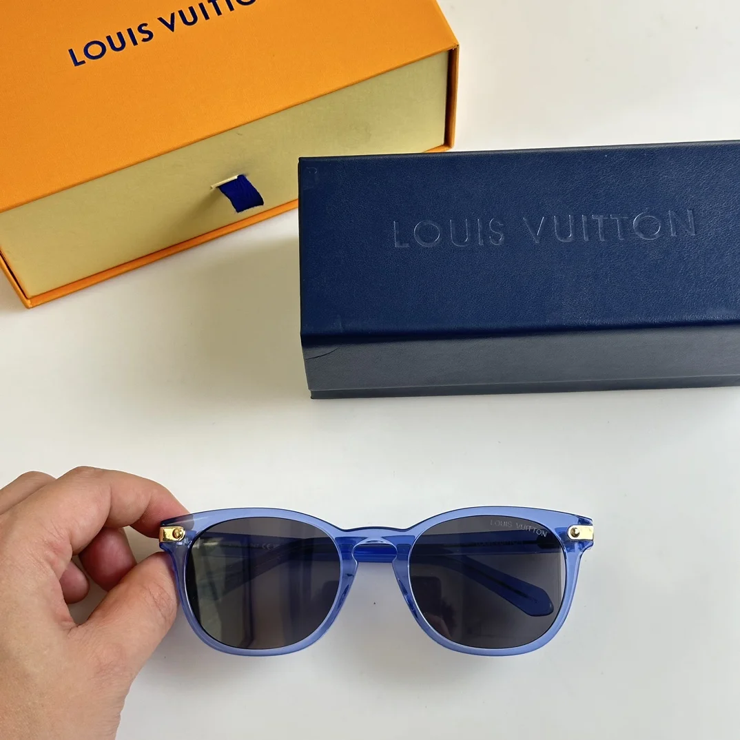 LV $53 gallery