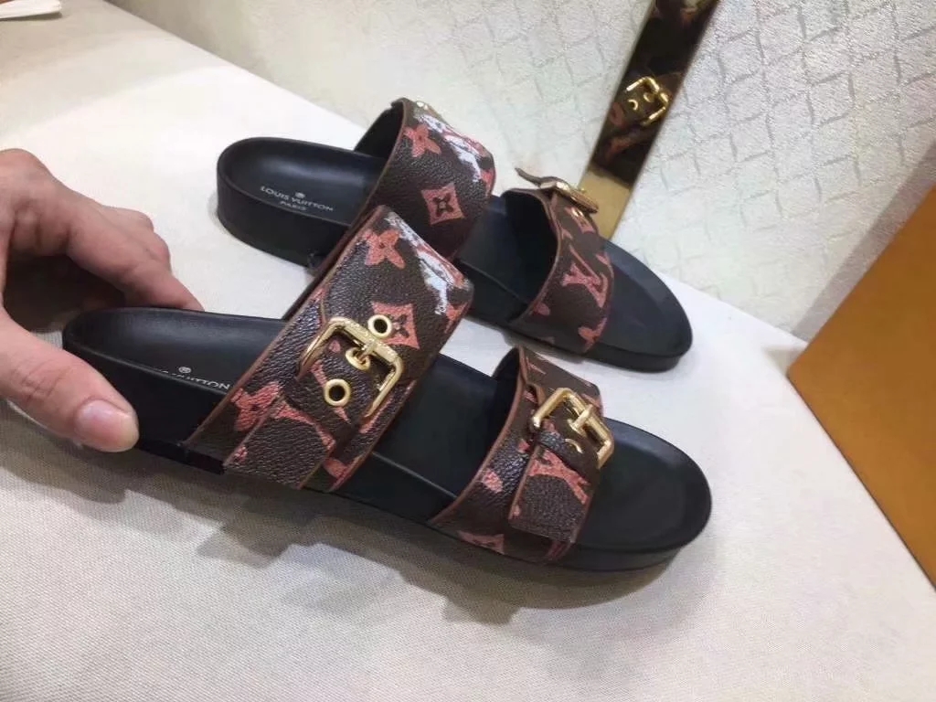 LV $53 gallery