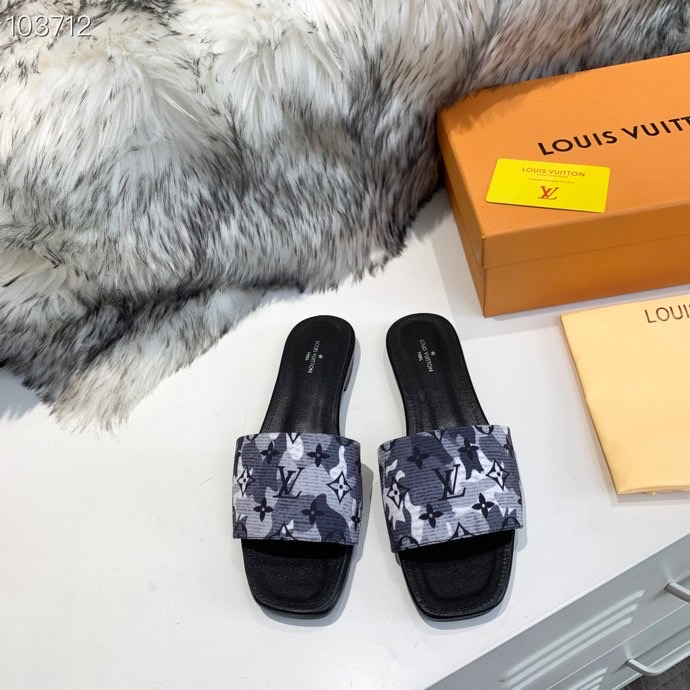 LV $53 gallery