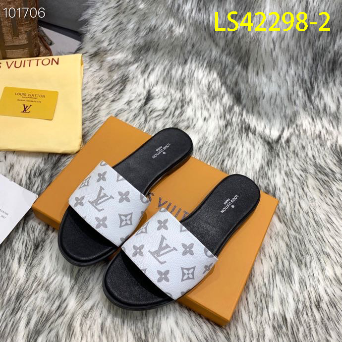 LV $53 gallery