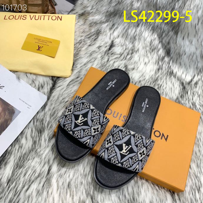 LV $53 gallery