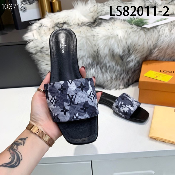 LV $53 gallery