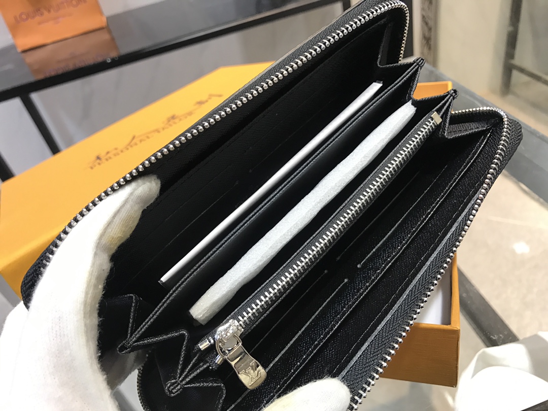 LV $53 gallery