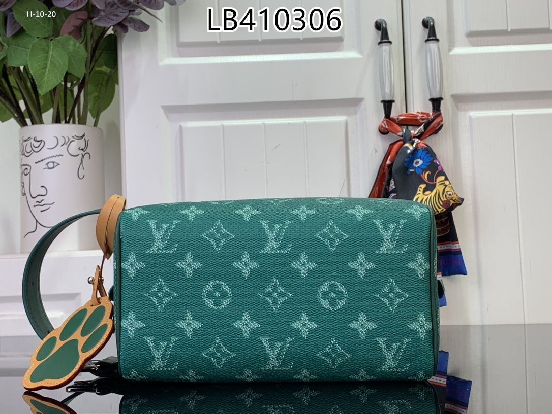 LV $54 gallery