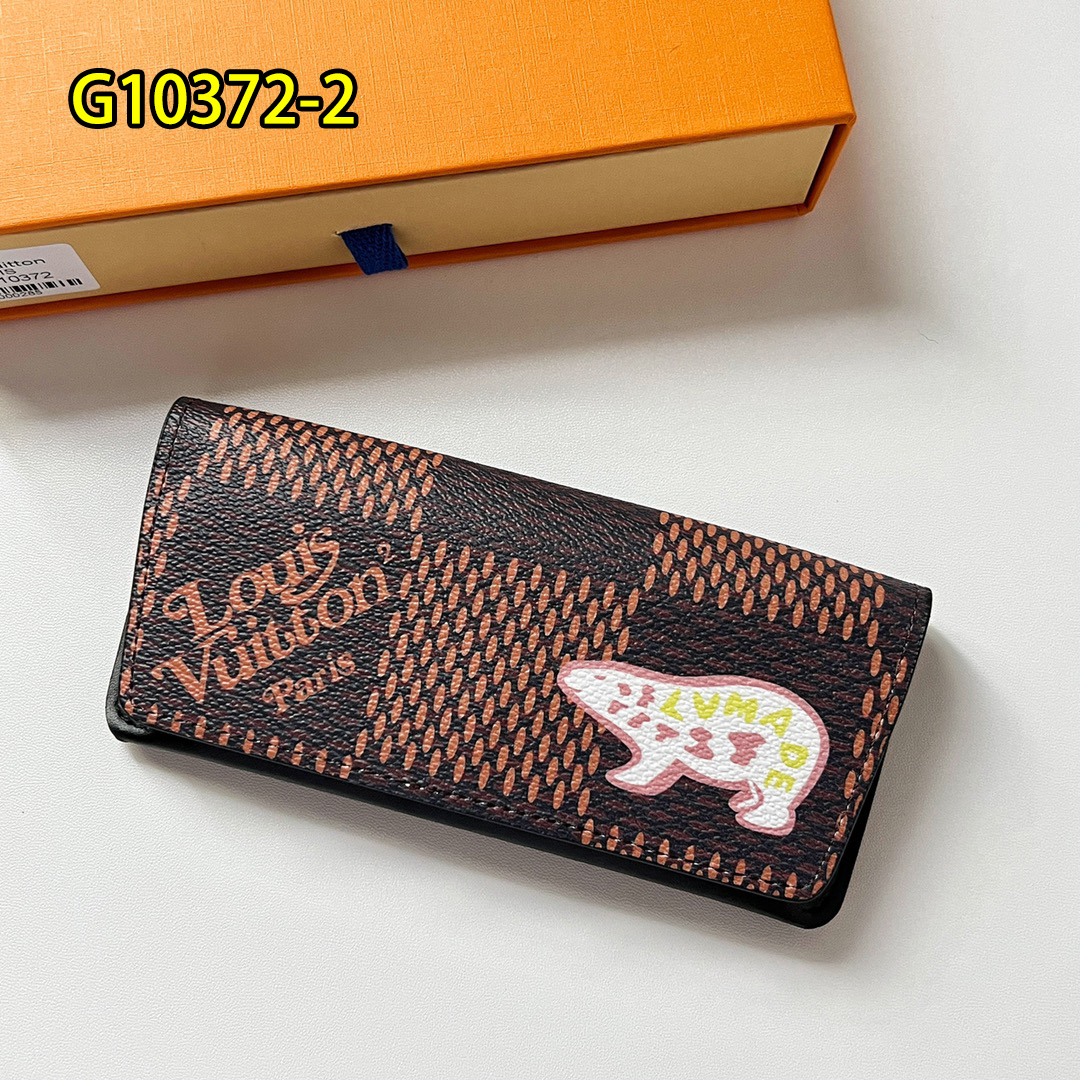 LV $54 gallery