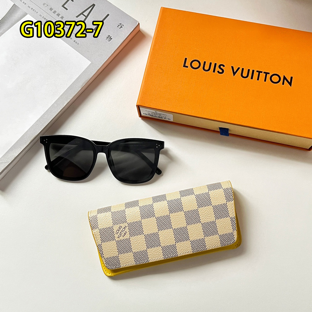 LV $54 gallery