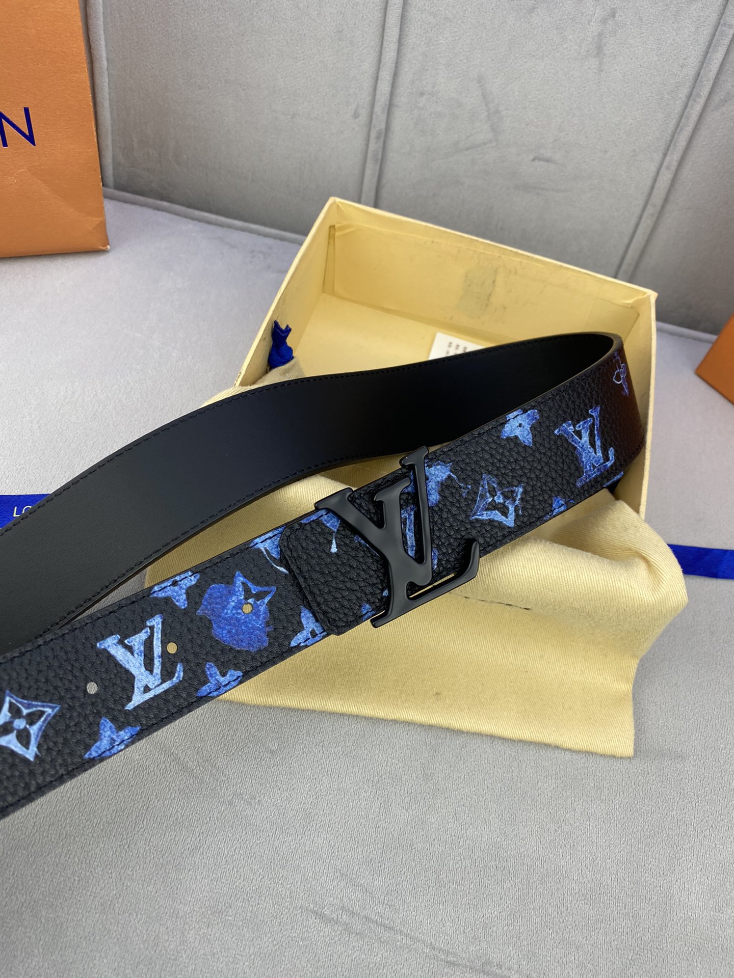 LV $55 gallery