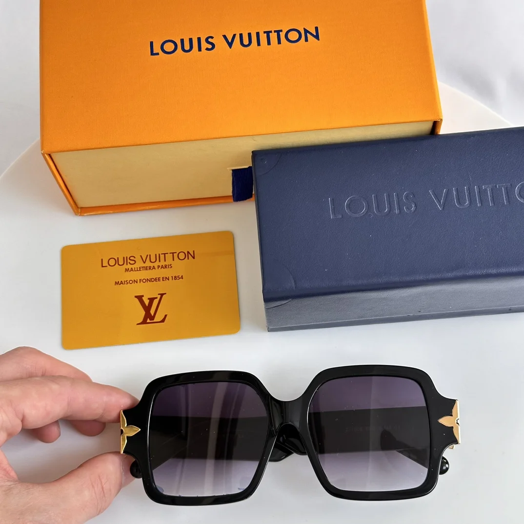 LV $56 gallery