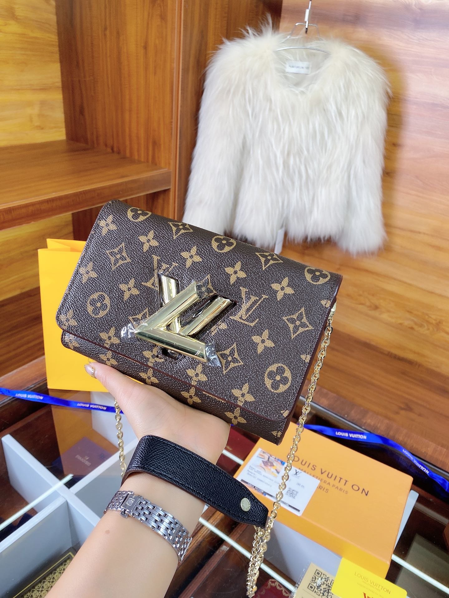 LV $57 gallery