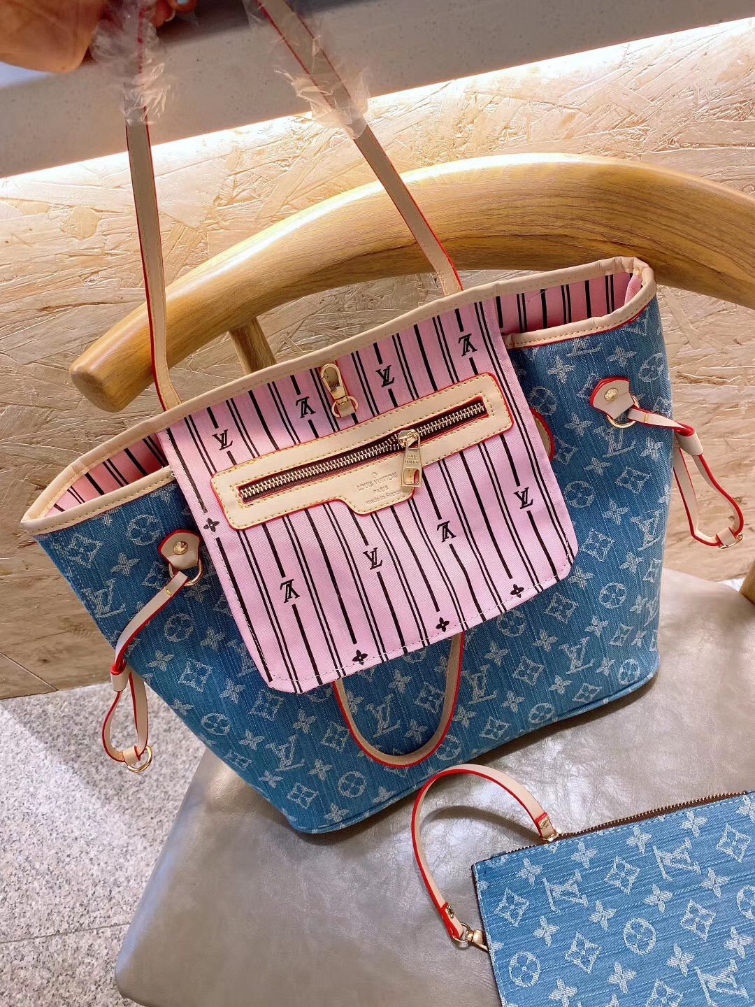 LV $57 gallery