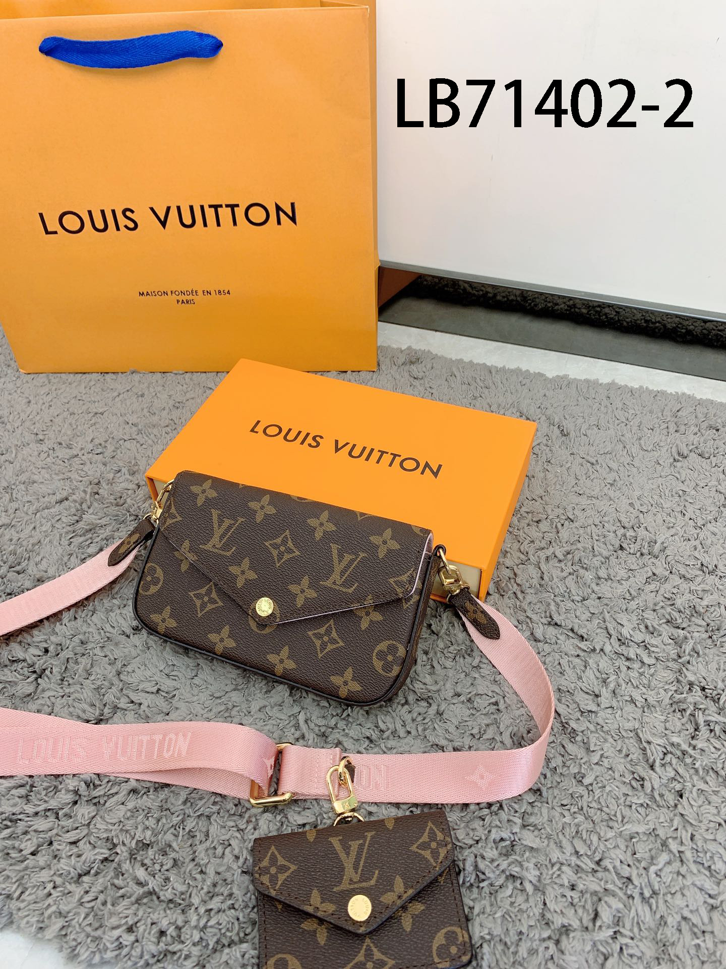 LV $58 gallery