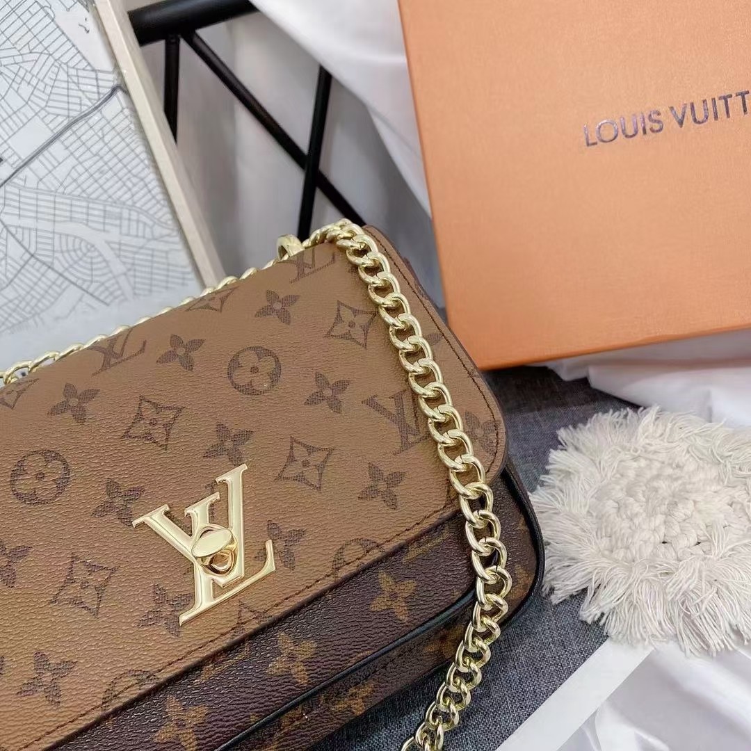 LV $58 gallery