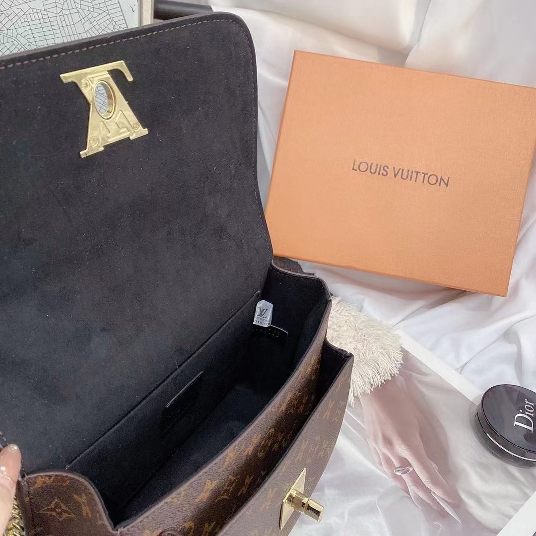 LV $58 gallery