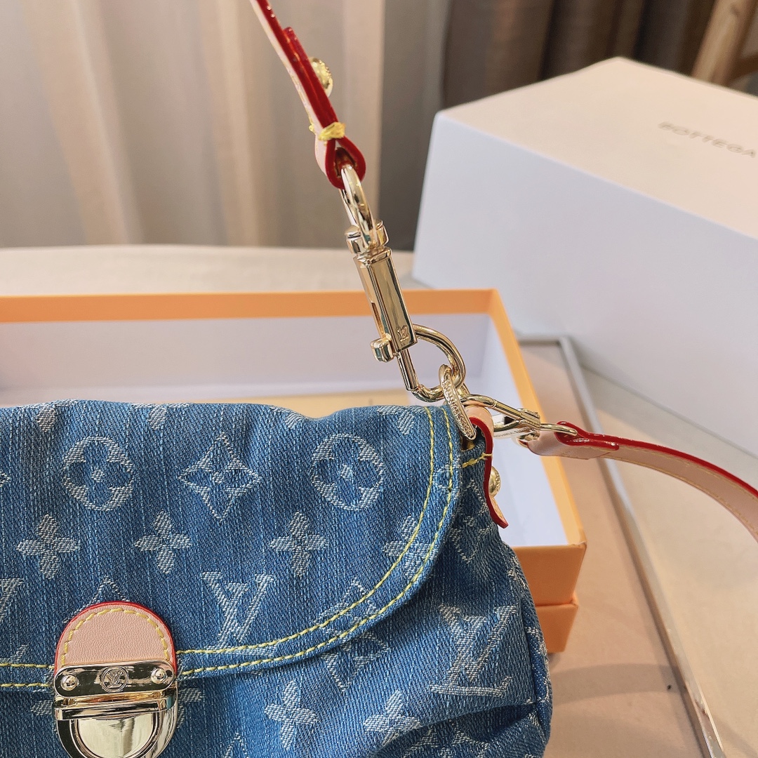 LV $58 gallery