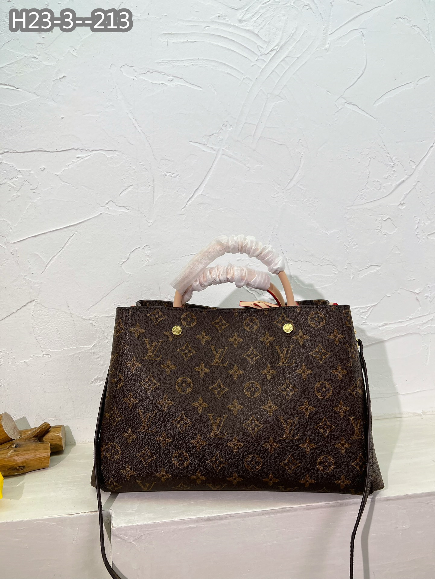 LV $58 gallery