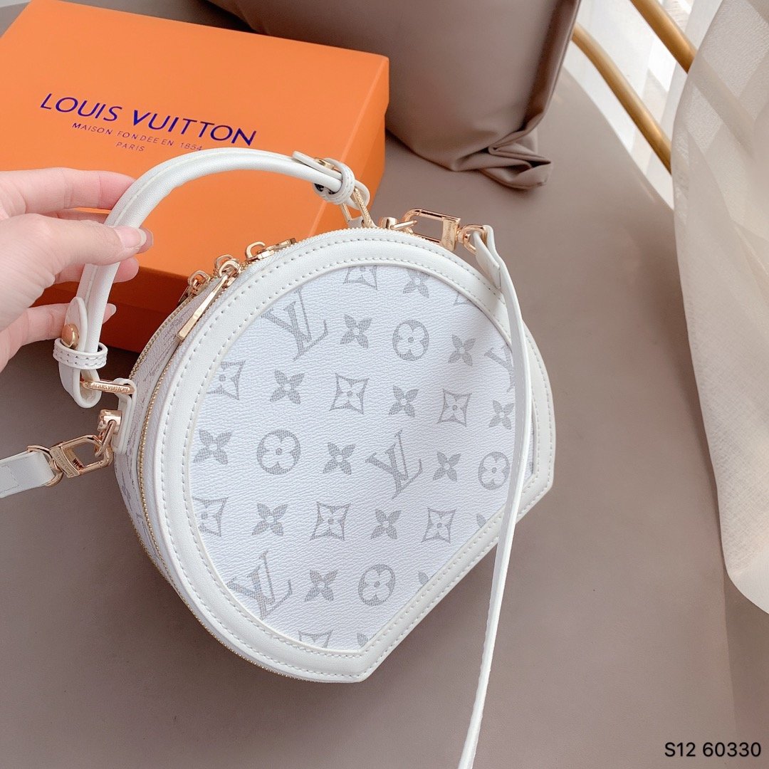 LV $58 gallery