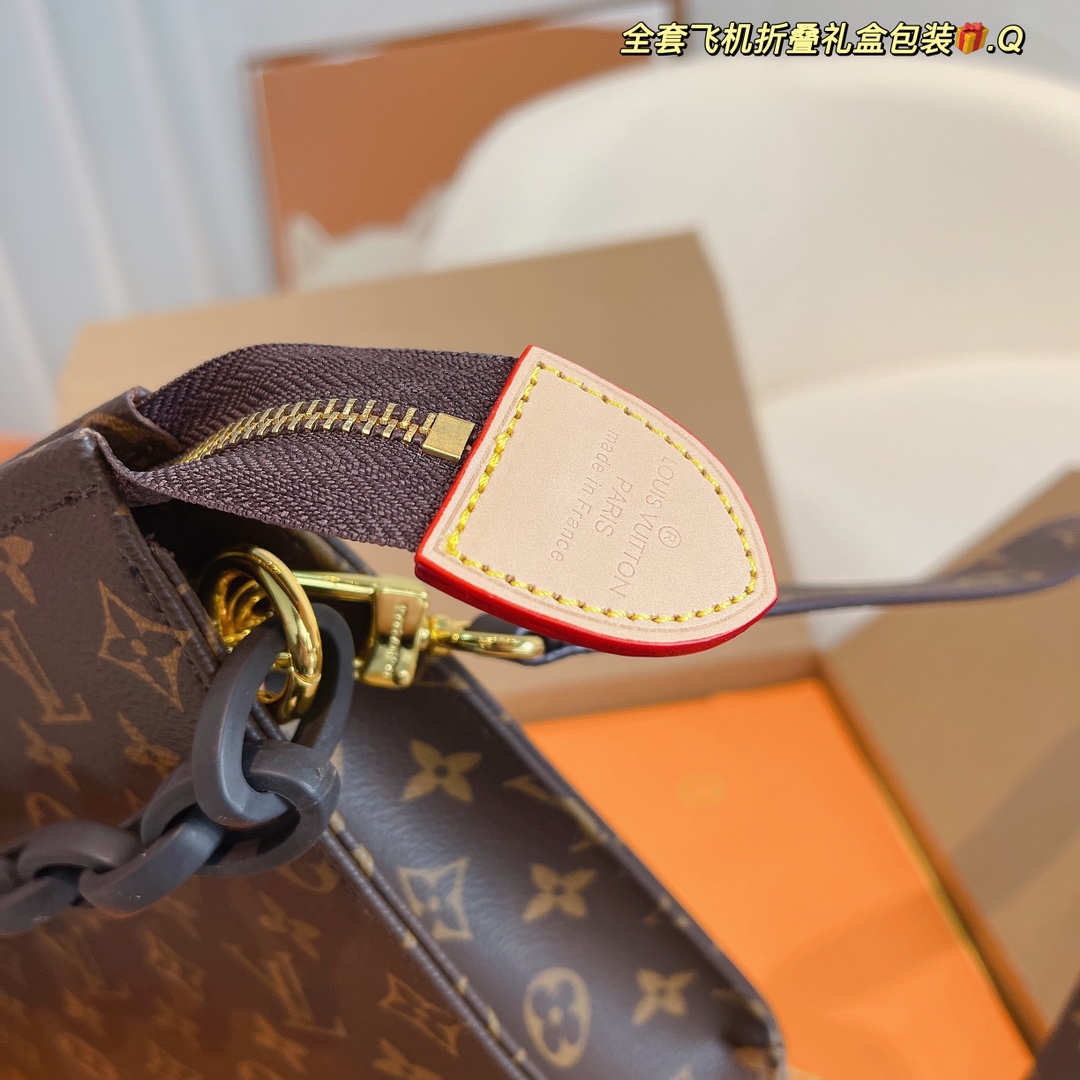 LV $58 gallery