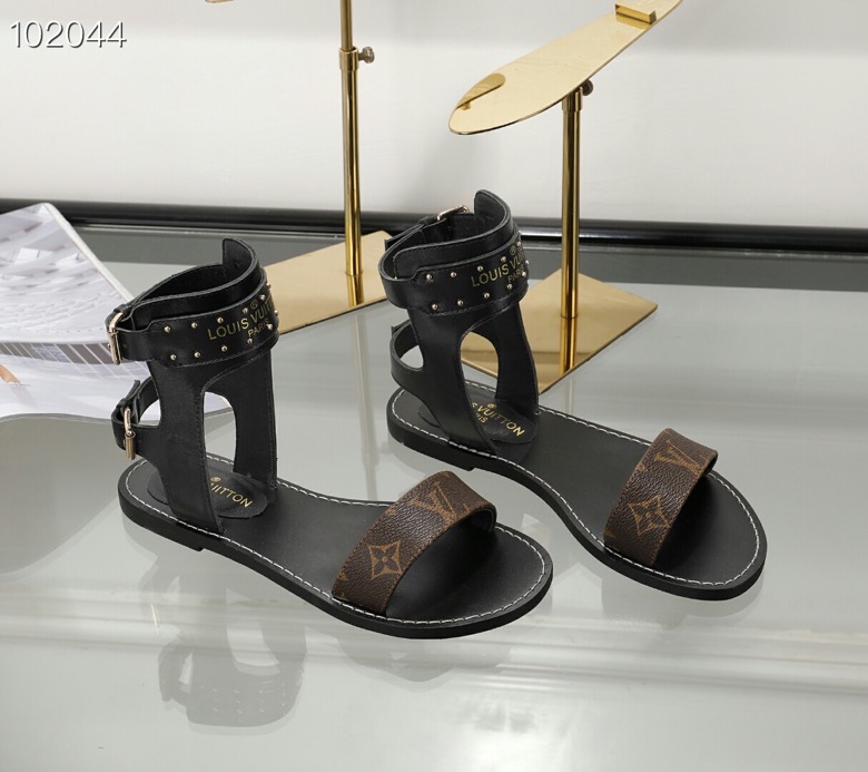 LV $58 gallery