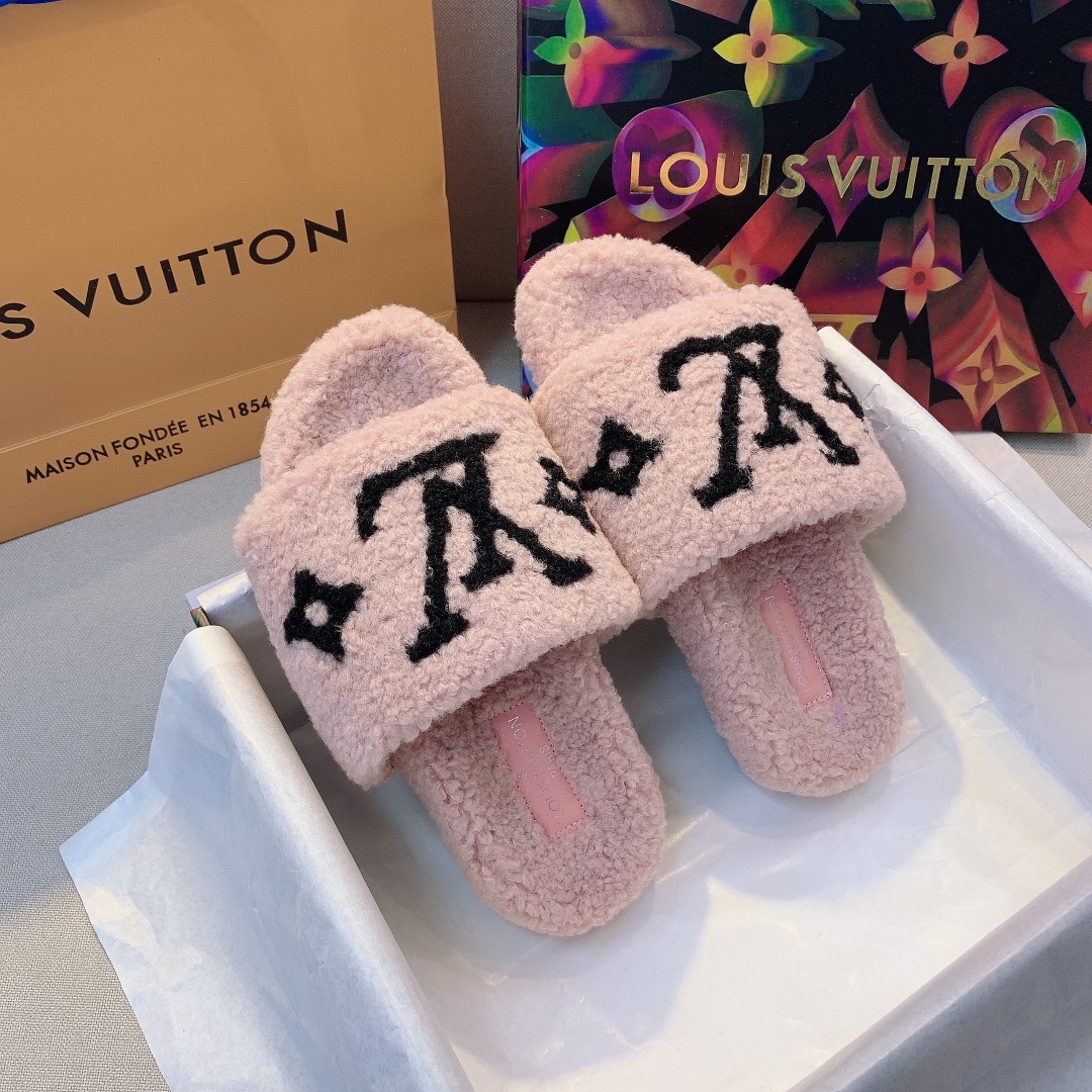 LV $58 gallery