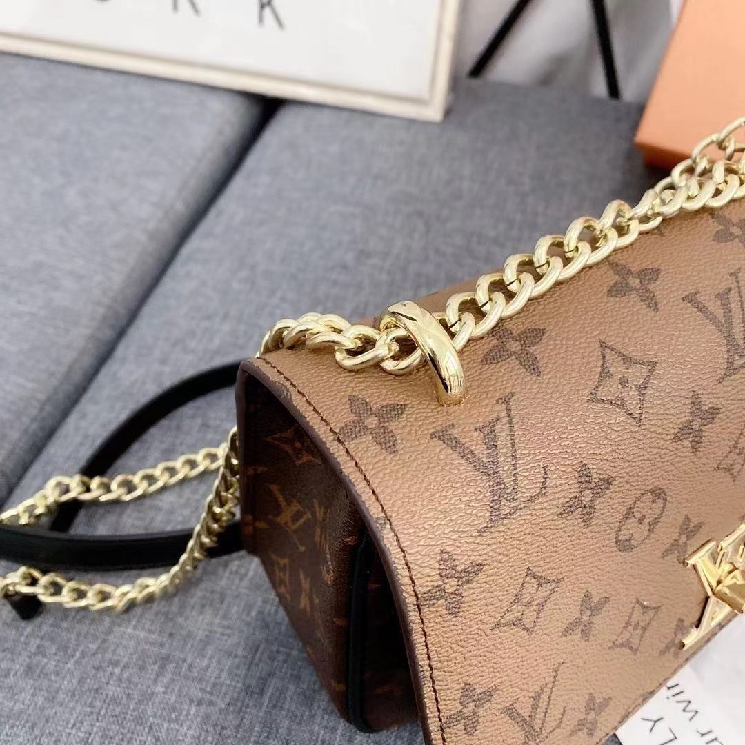 LV $58 gallery