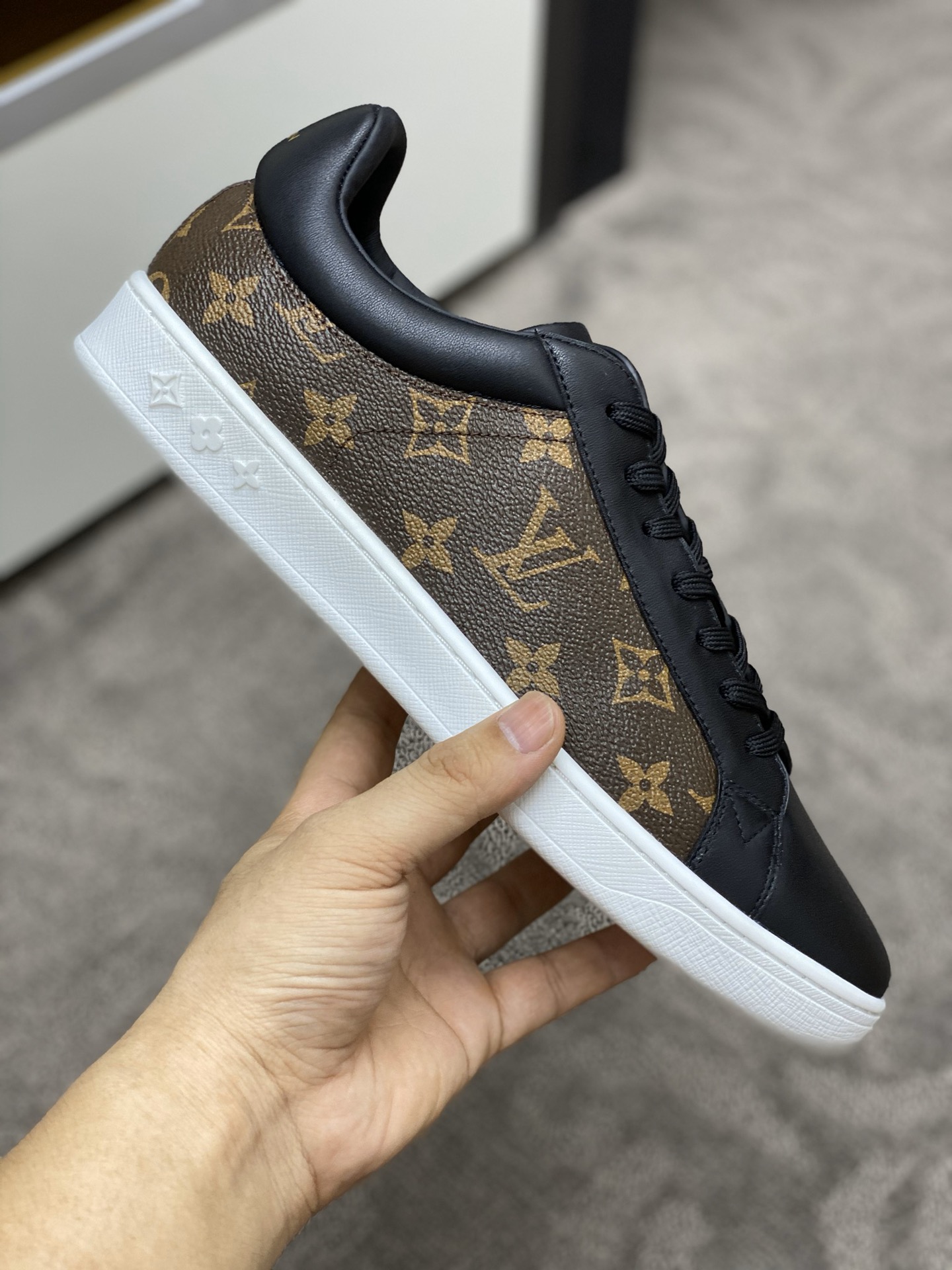 LV $58 gallery