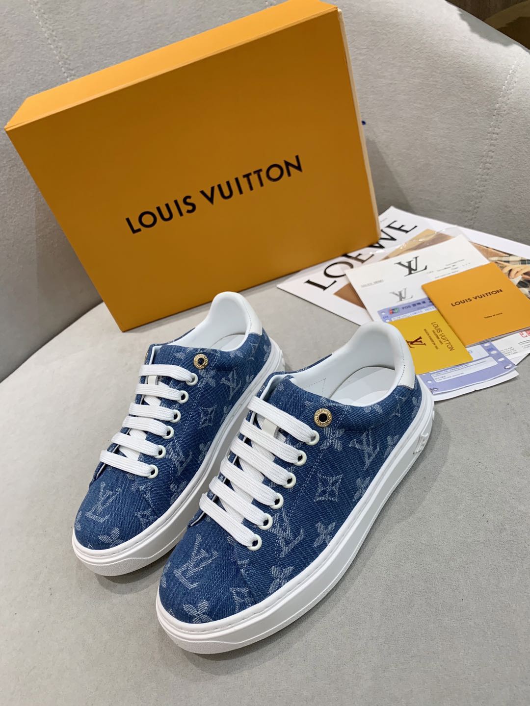 LV $58 gallery