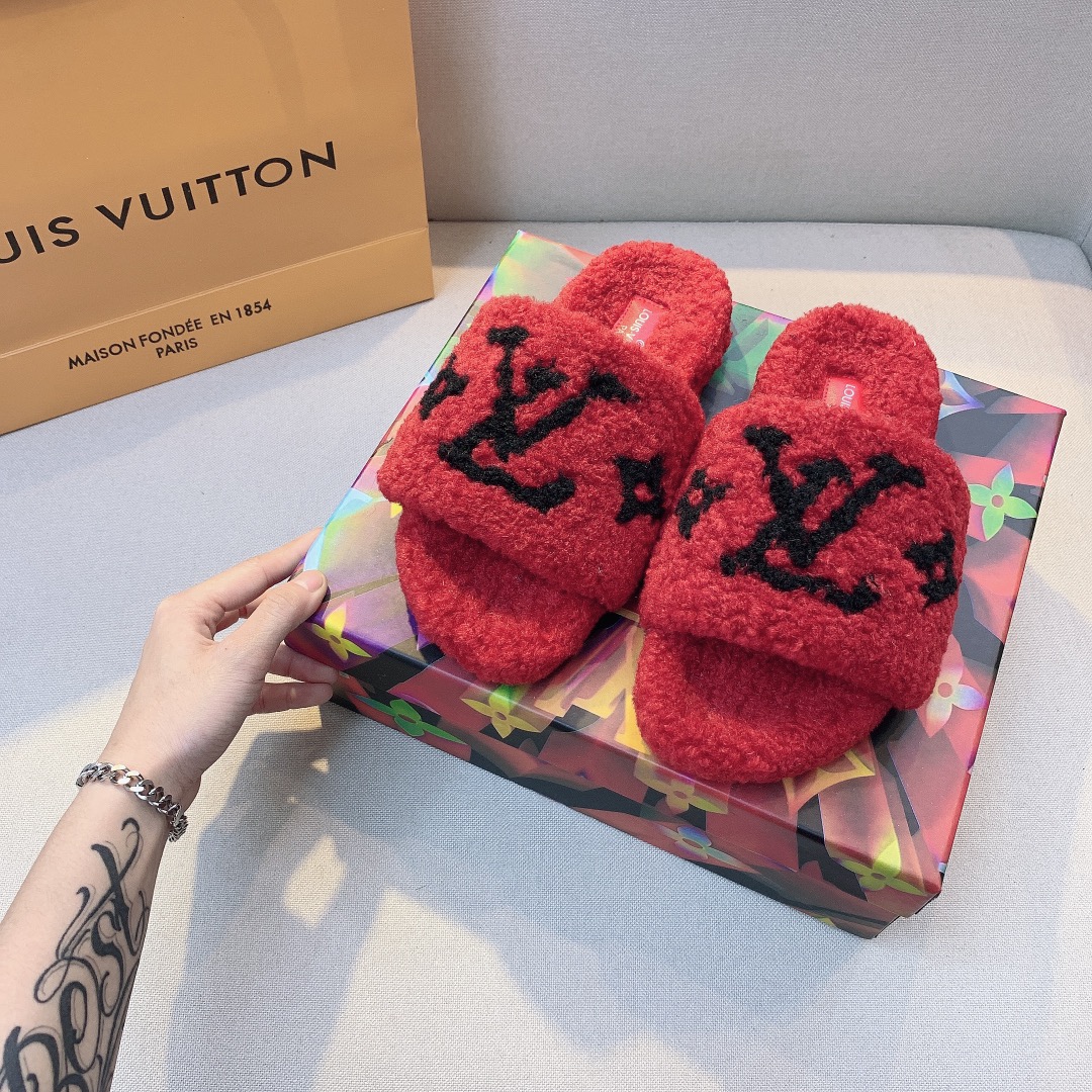 LV $58 gallery