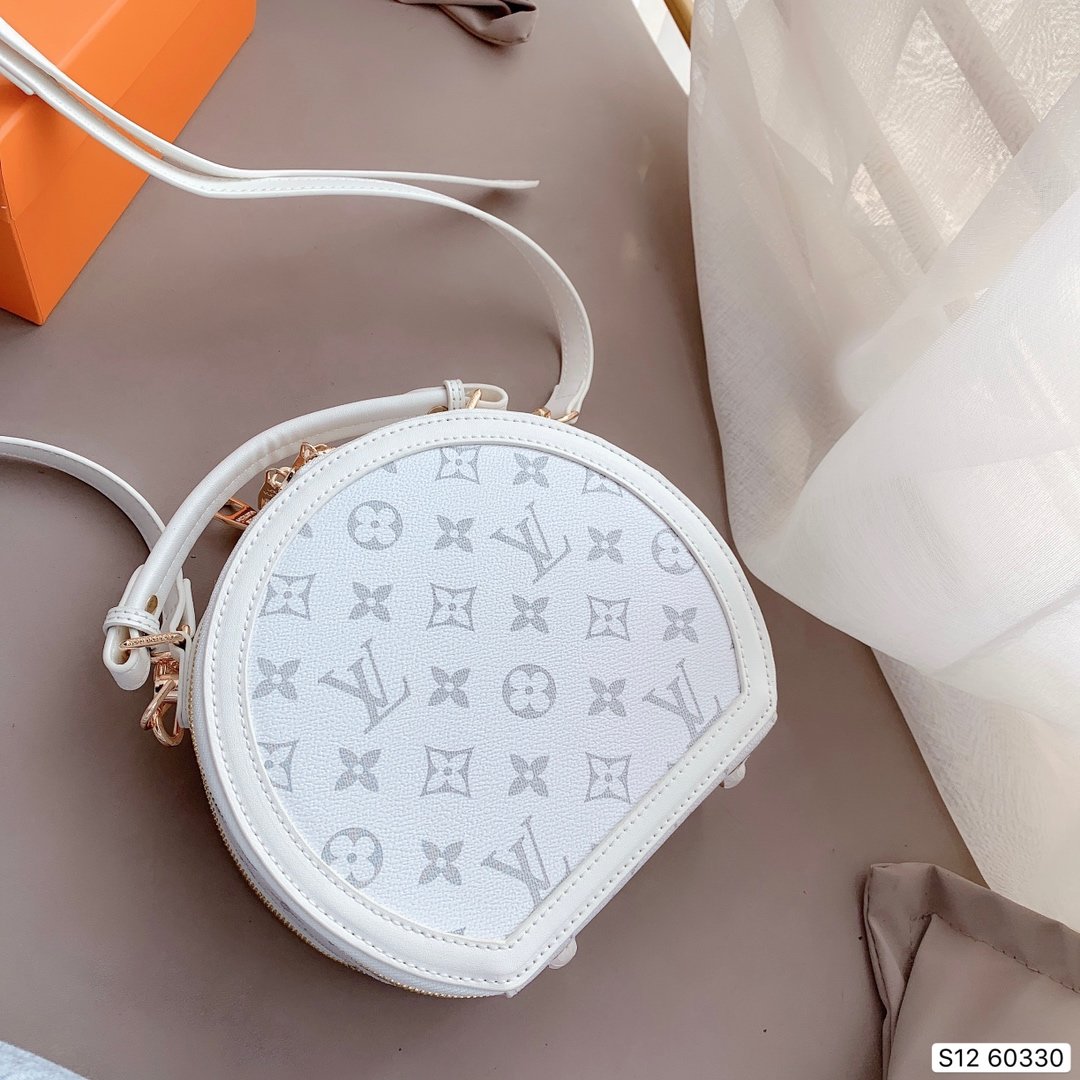 LV $58 gallery