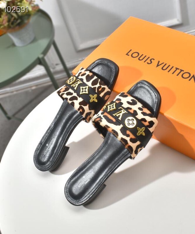 LV $59 gallery