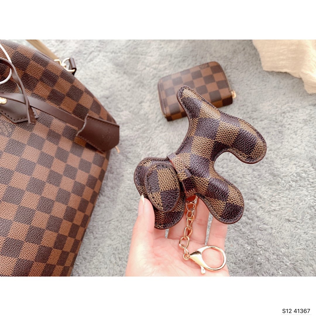 LV $59 gallery