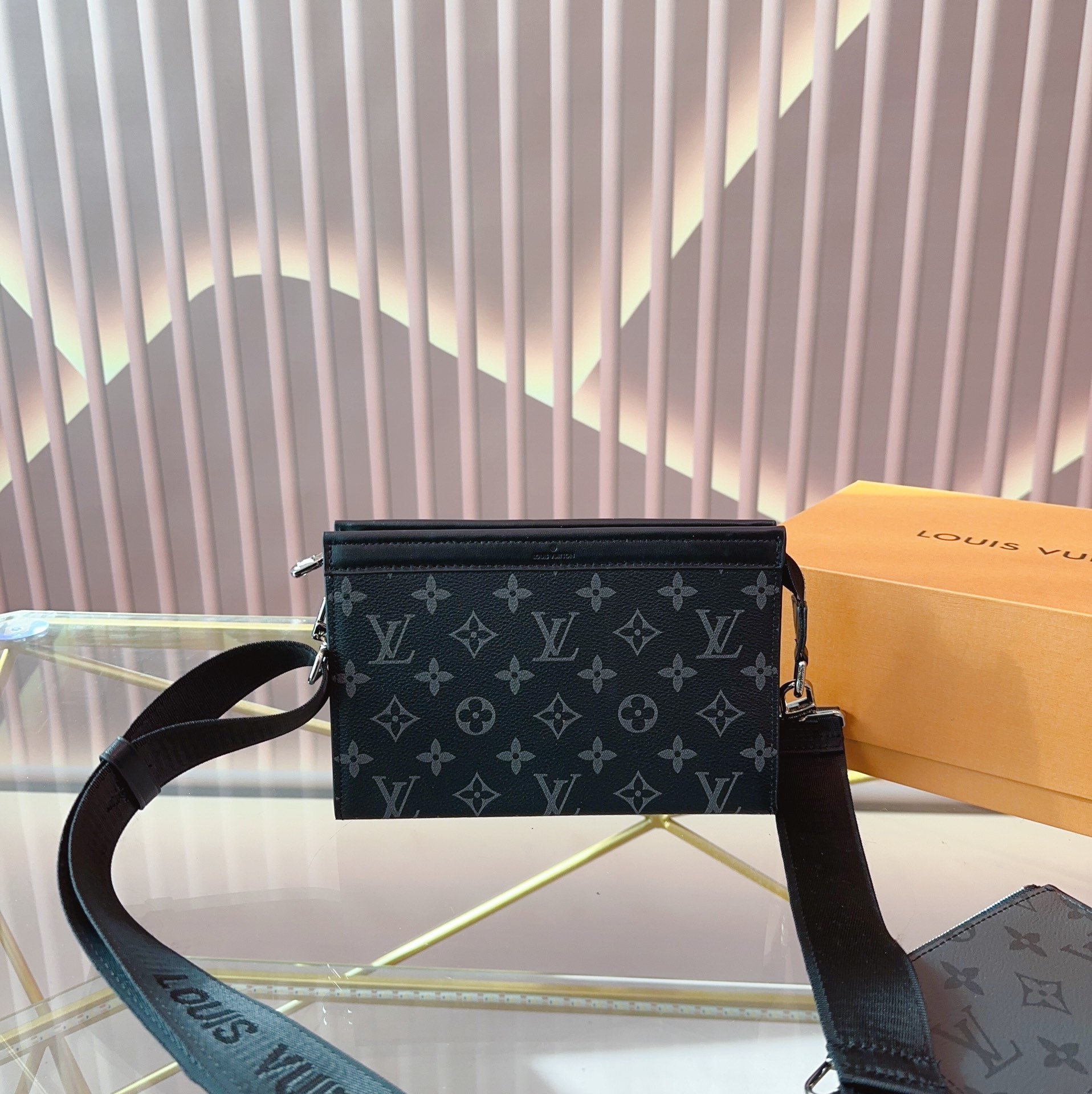 LV $59 gallery