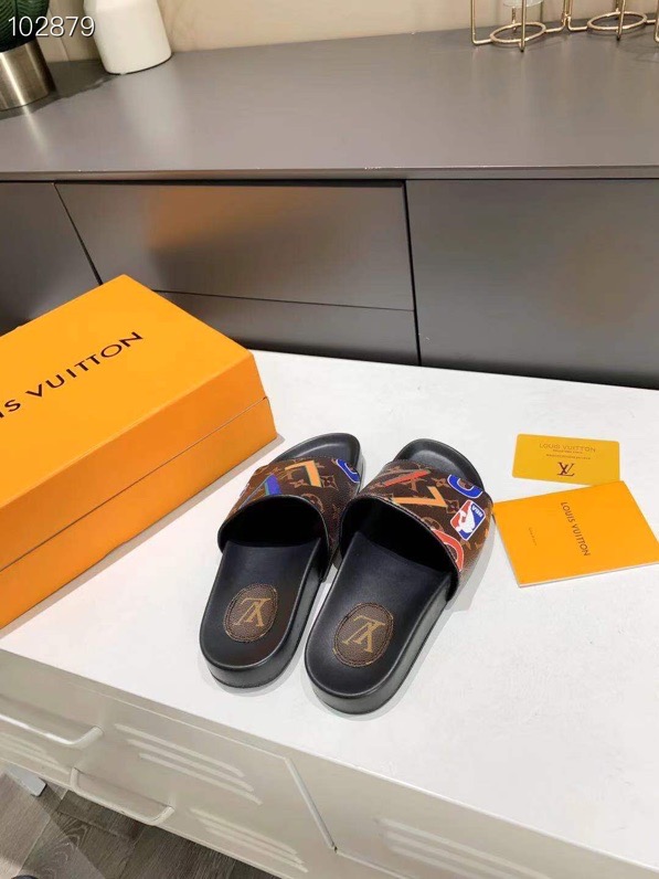 LV $59 gallery