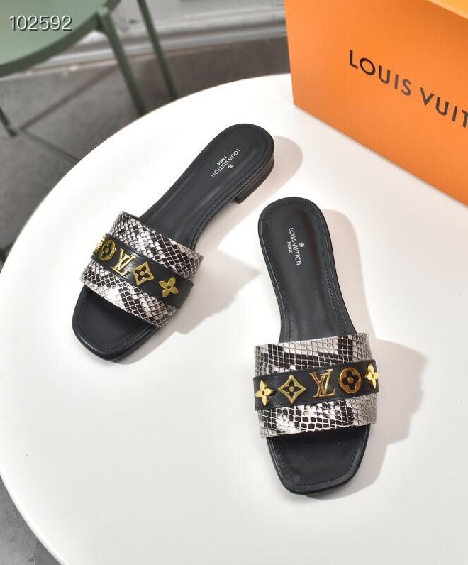 LV $59 gallery